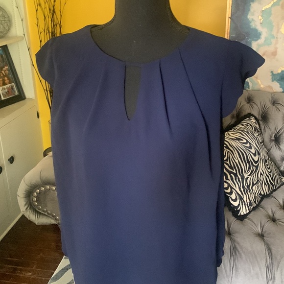 Navy blue cap sleeve blouse - Picture 5 of 7